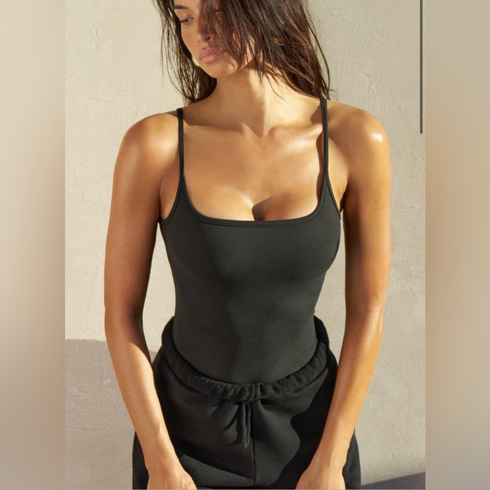 Joah Brown Smoothing Cami - Picture 2 of 4